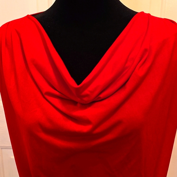 Top, Large - Picture 2 of 5